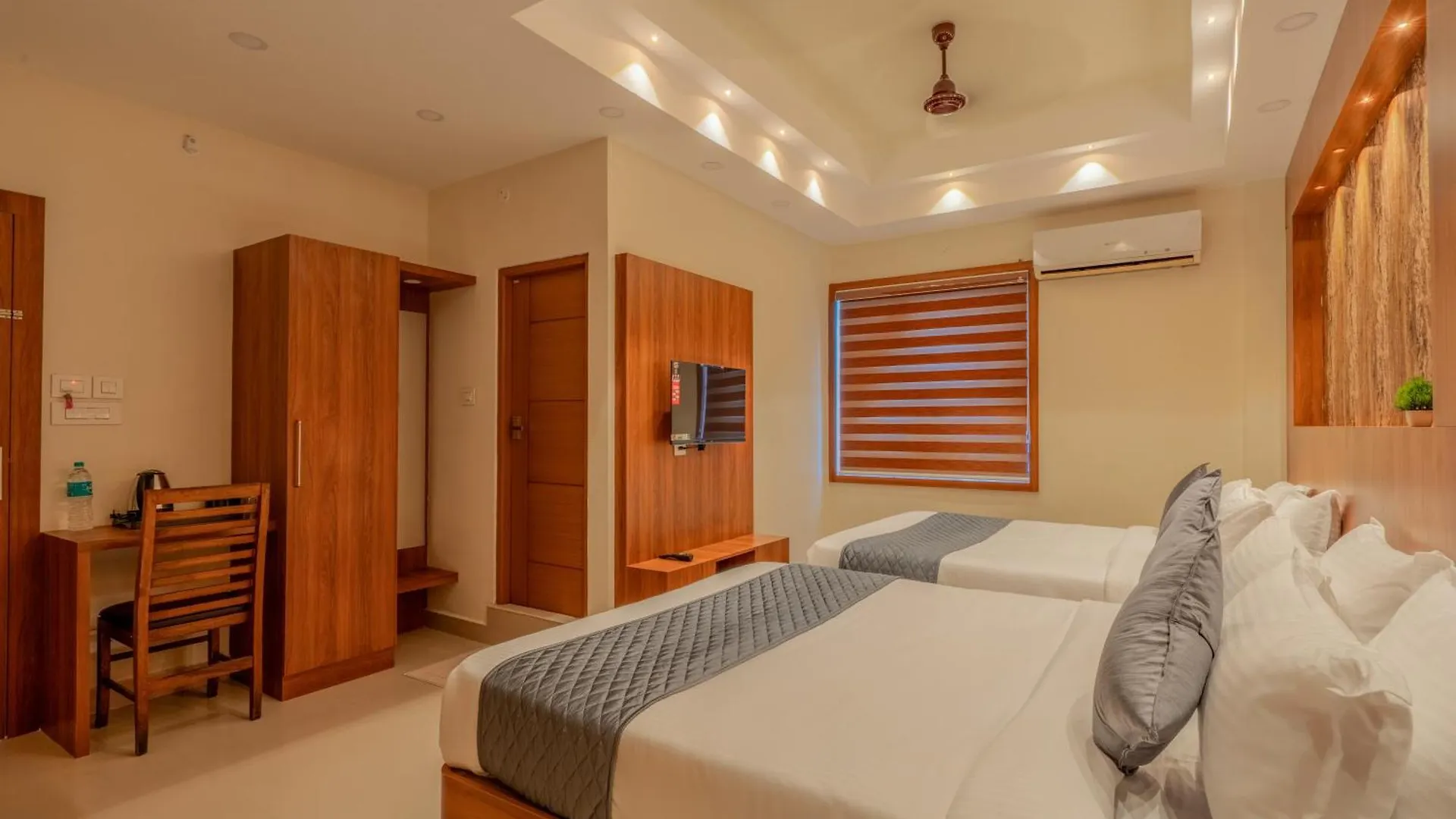 מלון Kochi Daan Inn Kakkanad, Cochin